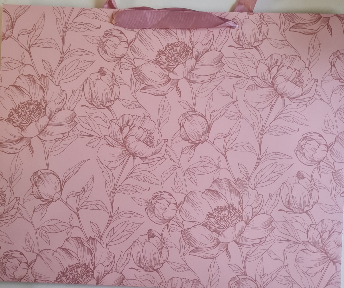 Пакет подарочный СТАНДАРТ ПЛЮС "Цветы на розовом" (ААА)