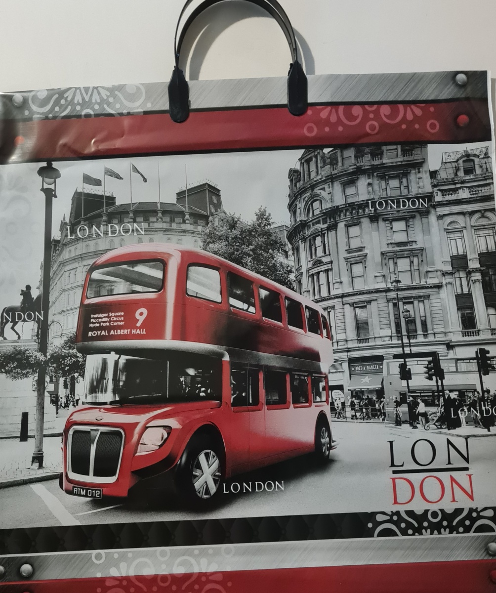 Пакет полипропиленовый с пластмассовыми ручками "Лондон. Красный автобус" (БОЛЬШОЙ)