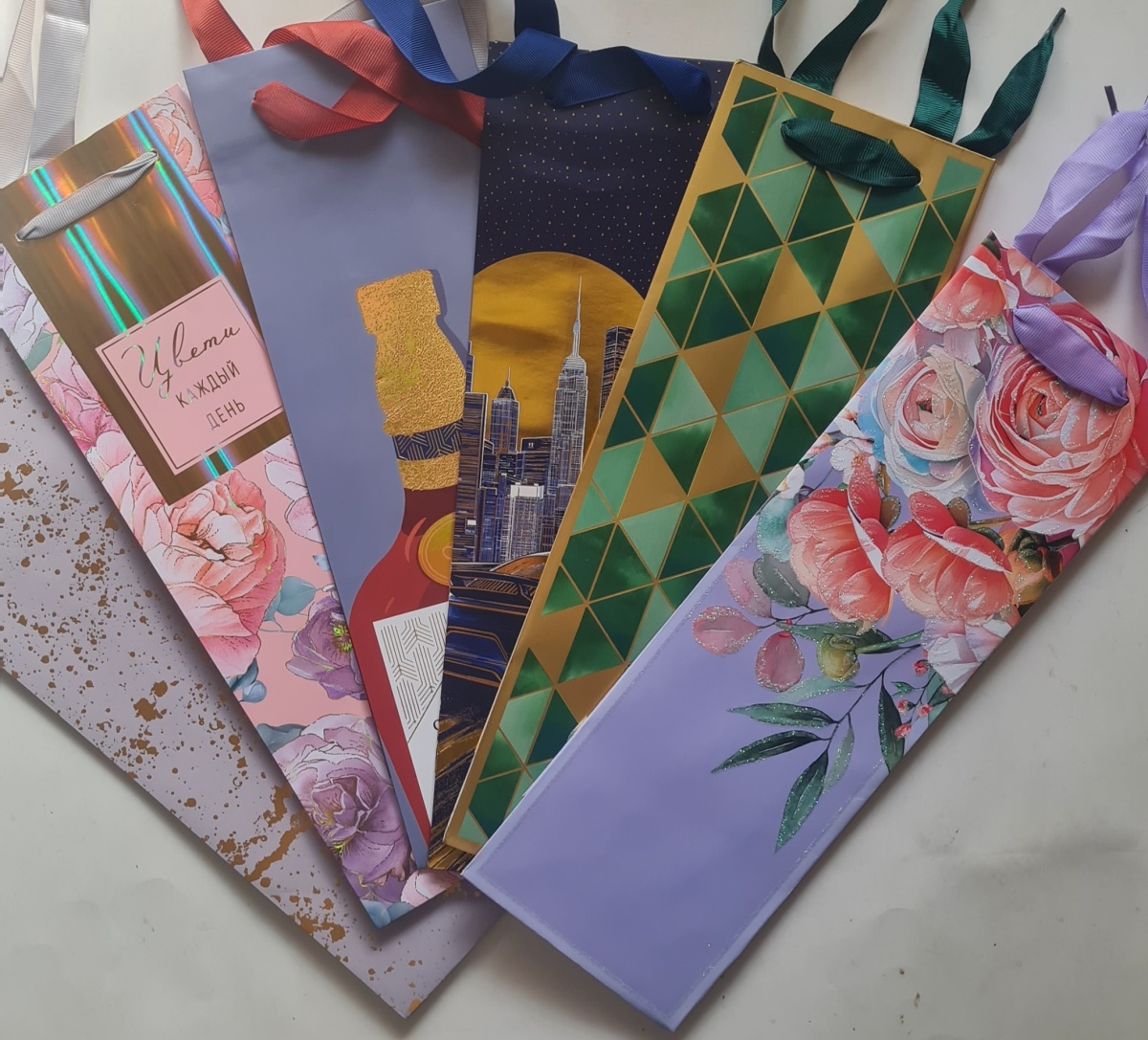 Ассортимент пакетов под бутылку подарочных ПРЕМИУМ  (ST) (971)